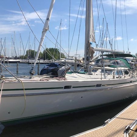 Stay Only Or Sailaway With Friends And Family Have More Fun Medemblik Zewnętrze zdjęcie