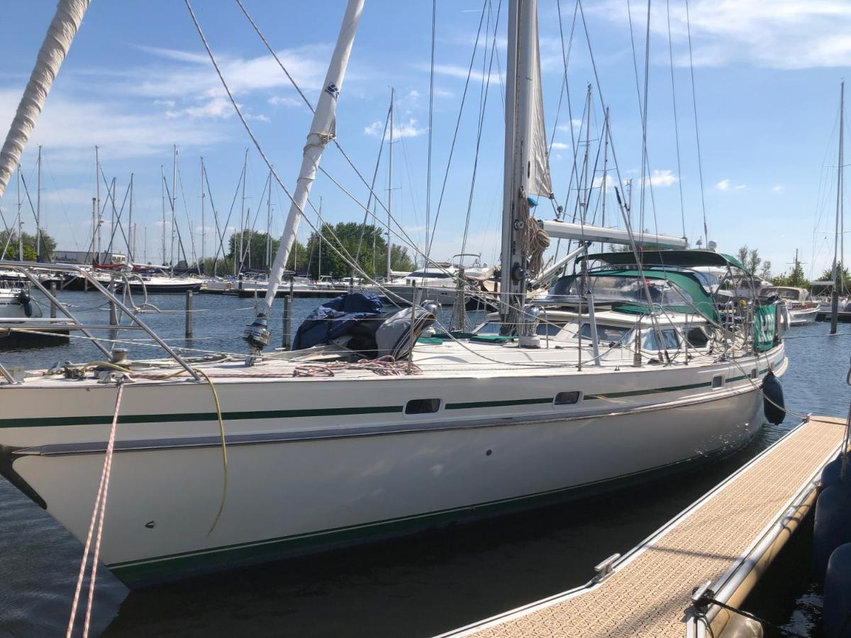 Stay Only Or Sailaway With Friends And Family Have More Fun Medemblik Zewnętrze zdjęcie